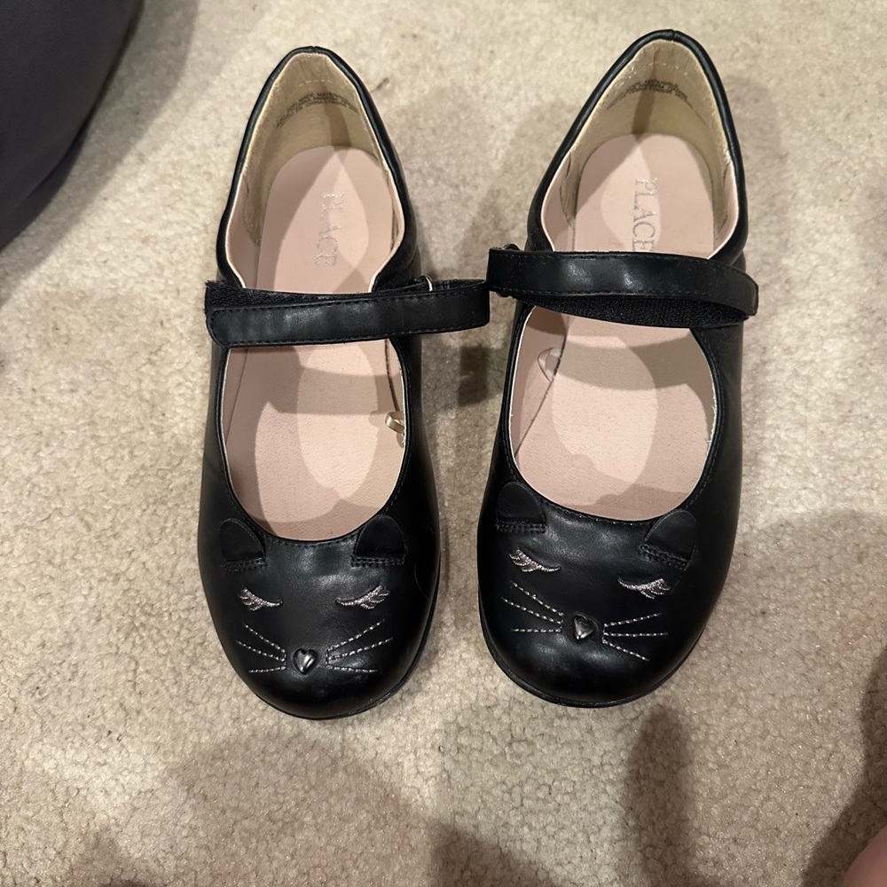 Children’s place Mary Jane. Girls 4